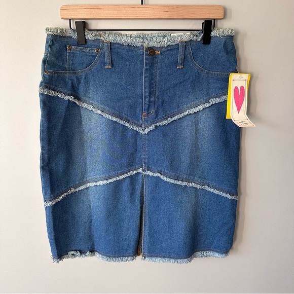 Ultra Pink Dresses & Skirts - Y2K Ultra Pink Vintage Deadstock NWT Denim Skirt Frayed Hem Chevron Raw Edge